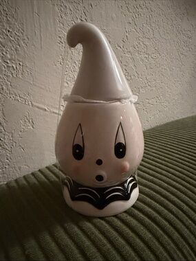 White Ceramic Ghost Cookie Jar – Cute Halloween Kitchen Accent